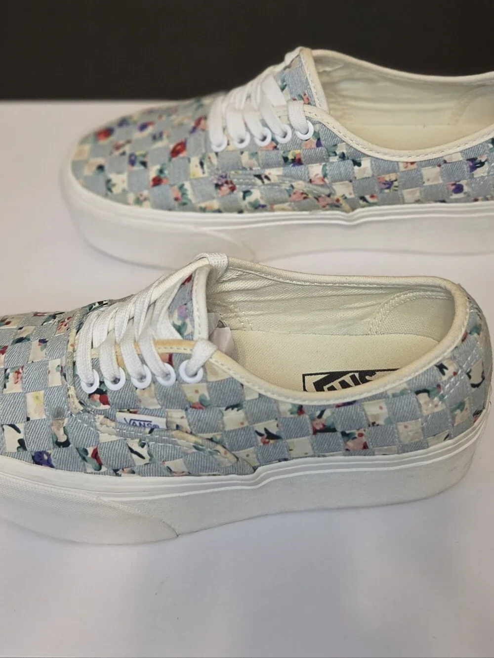 Vans Women's Light Blue Checker Floral Stackform Sneakers Size 8